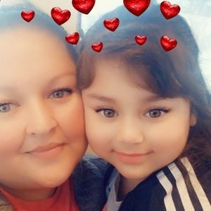 Meet your Posher, Esmeralda